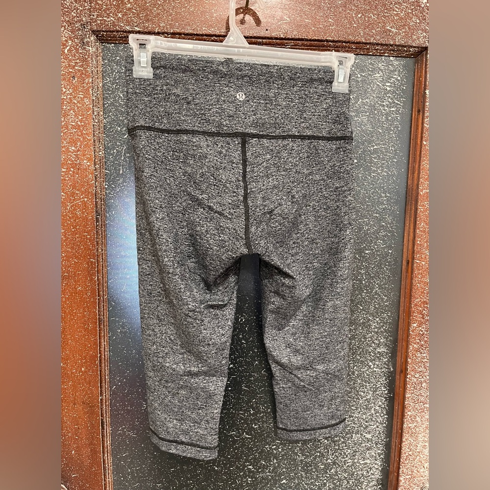 🔴lululemon athletica Charcoal Leggings